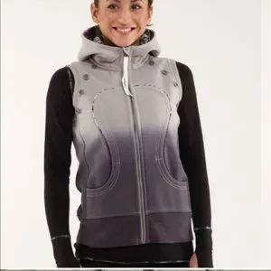【lululemon】Huddie Vest サイズ:6 lululemon athletica | Tops | Lululemon Special Edition